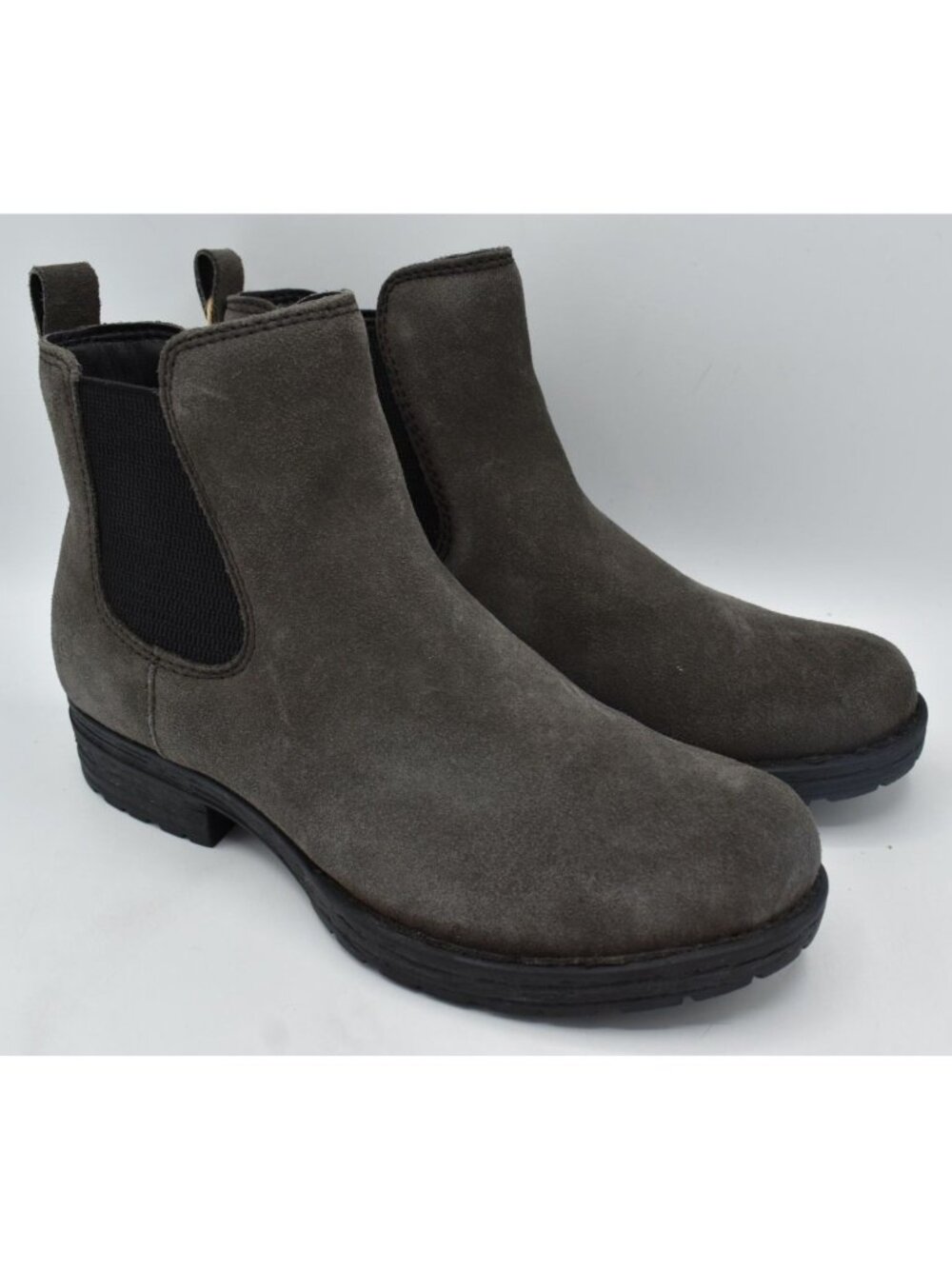 Born Womens Size 7 Cove Dark Grey Suede Chelsea Boots Bootie Shoes - Picture 3 of 15